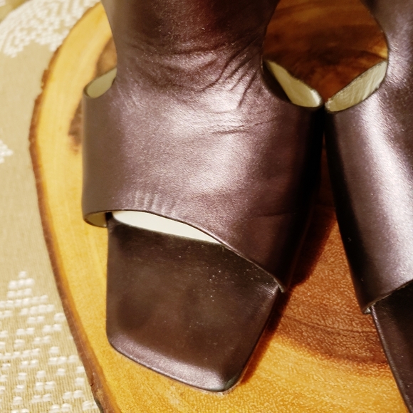 LEATHER CUTOUT WOOD BLOCK HEELS 10 - Picture 3 of 14